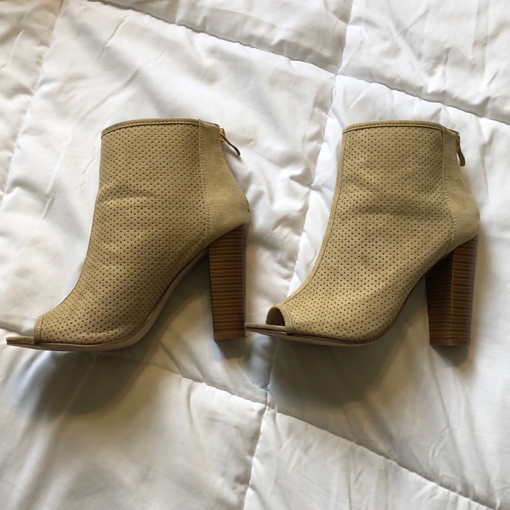 Open toe booties - Picture 5 of 5
